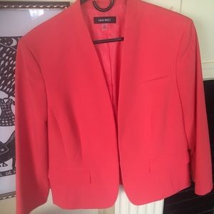 Nine West blazer, like new condition.